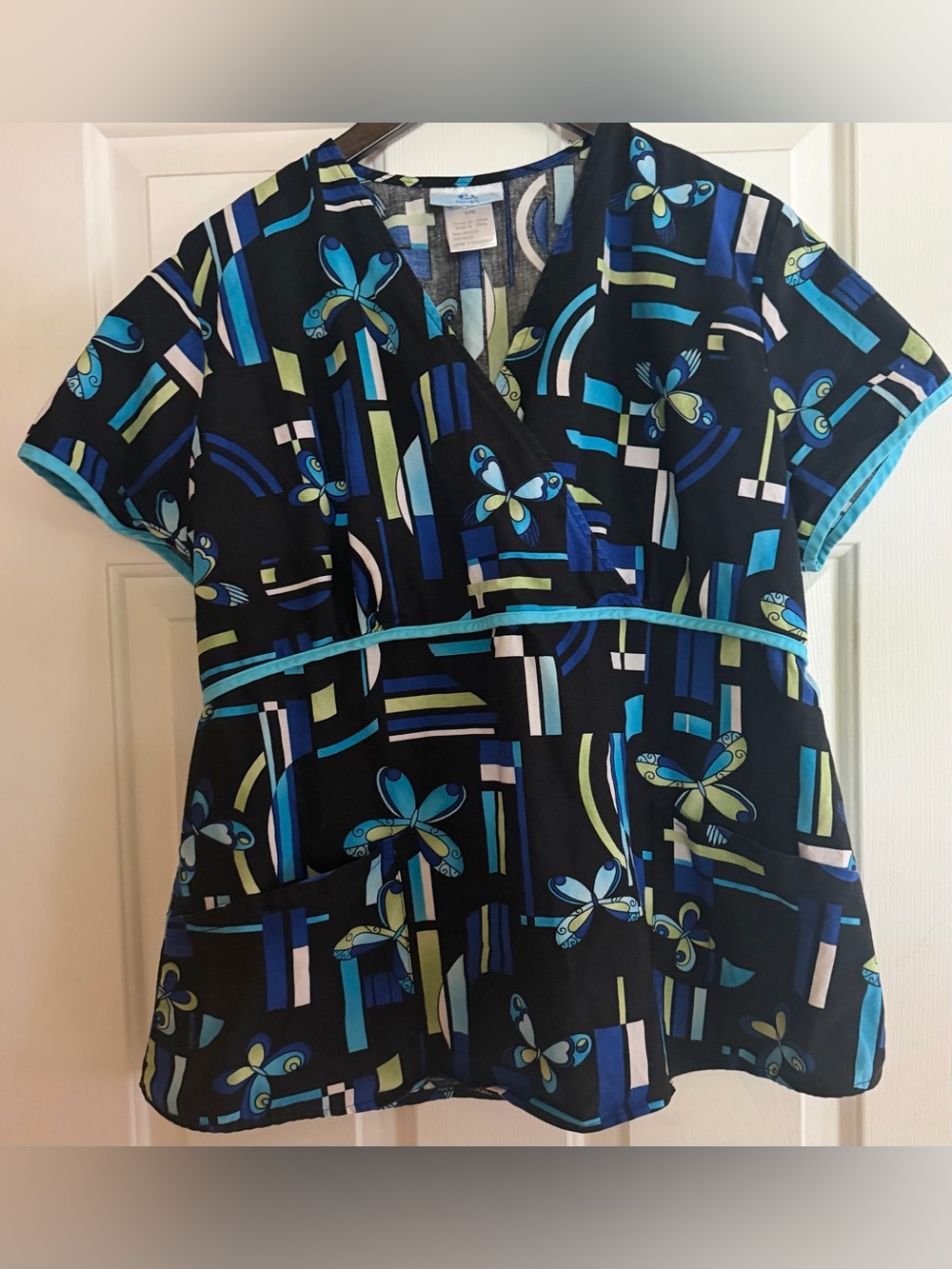 SB Scrub Top Butterfly Pattern Y2K